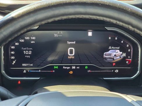 Used 2022 GMC Sierra 1500 AT4 w/ Technology Package AWD/4WD image 7