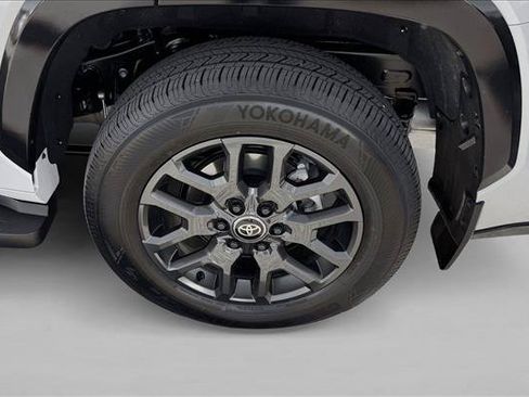 Certified 2026 Toyota Sequoia Platinum AWD/4WD image 9