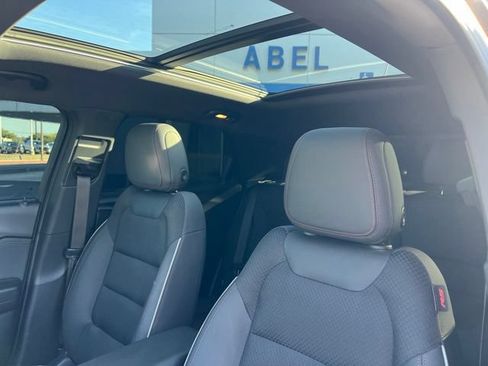 Used 2023 Chevrolet TrailBlazer RS w/ Sun and Liftgate Package AWD/4WD image 16