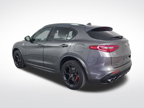 Used 2022 Alfa Romeo Stelvio Quadrifoglio w/ Active Assist Plus Package AWD/4WD image 7