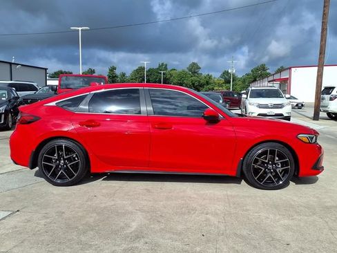 Used 2024 Honda Civic Sport Touring image 5