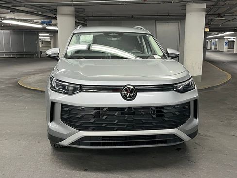 New 2026 Volkswagen Tiguan S image 32