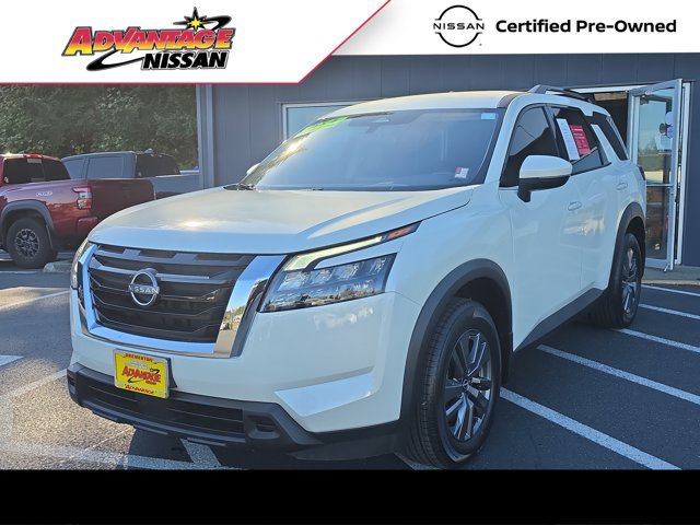 Certified 2024 Nissan Pathfinder SV AWD/4WD image 1