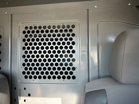 Used 2019 Nissan NV 2500 SV image 27