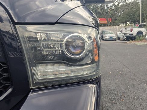 Used 2013 RAM 1500 R/T w/ Comfort Group image 11