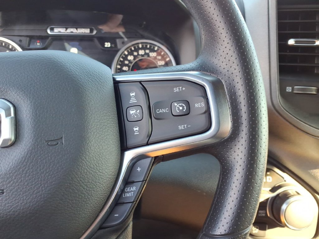 New 2027 RAM 1500 Express AWD/4WD image 19