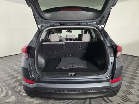 Used 2018 Hyundai Tucson SE w/ Cargo Package FWD image 27