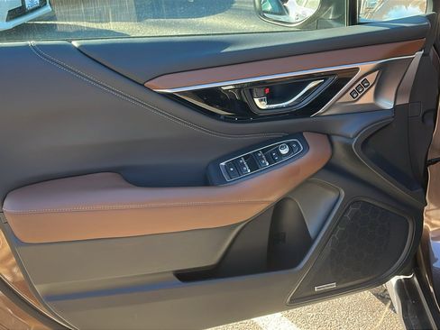 Certified 2022 Subaru Outback Touring image 9