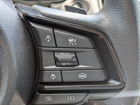 Used 2025 Subaru Crosstrek 2.5i Premium AWD/4WD image 25