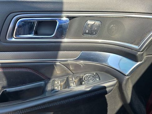 Used 2017 Ford Explorer Sport w/ Equipment Group 401A image 18