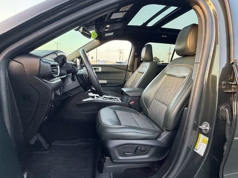 Used 2023 Ford Explorer Timberline w/ Timberline Technology Package AWD/4WD image 9