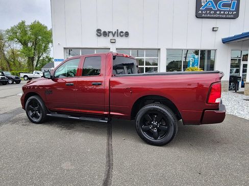 Used 2019 RAM 1500 Express w/ Express Value Package AWD/4WD image 10