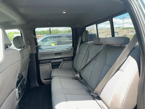 Used 2018 Ford F150 XLT w/ Equipment Group 302A Luxury AWD/4WD image 8