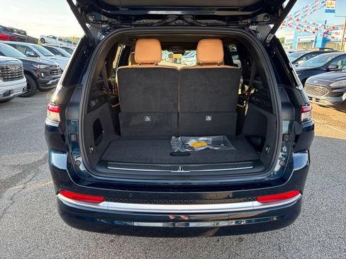 New 2026 Jeep Grand Cherokee L Summit AWD/4WD image 26