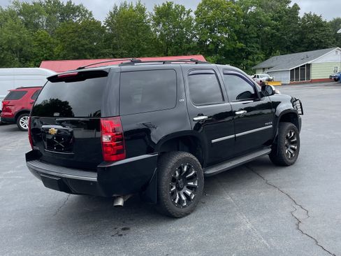 Used 2013 Chevrolet Tahoe LTZ AWD/4WD image 7