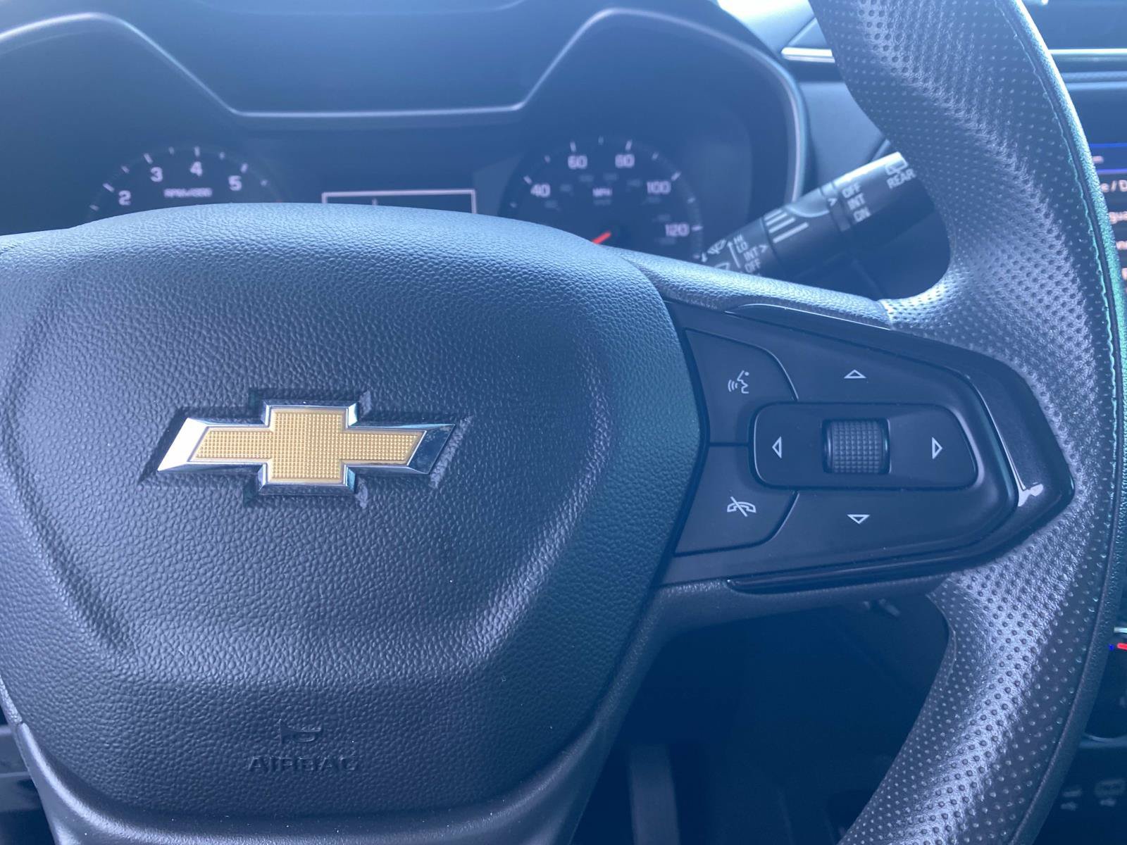 Used 2021 Chevrolet TrailBlazer LS w/ LPO, Blackout Package FWD image 26
