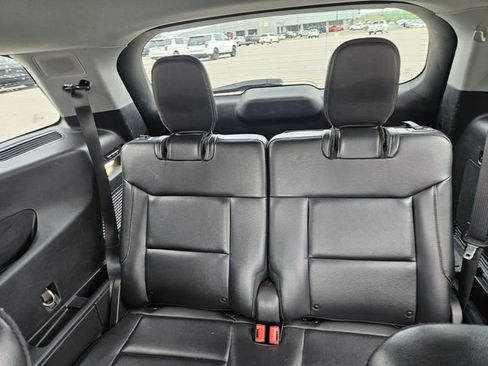 Used 2021 Ford Explorer Limited w/ Equipment Group 301A RWD image 26