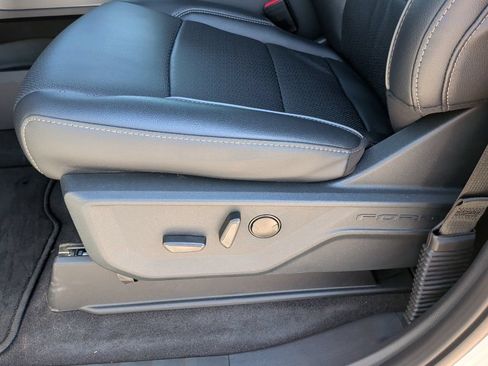 Used 2026 Ford F150 Lariat AWD/4WD image 13