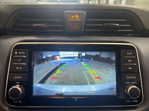 Used 2025 Nissan Versa SV image 23