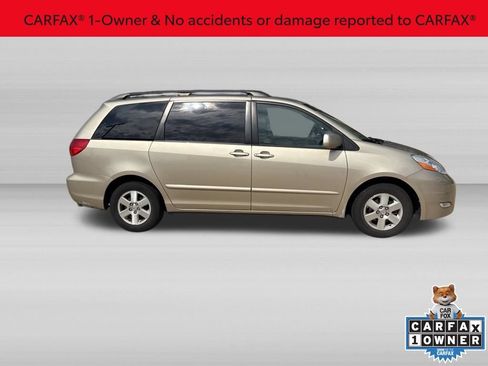 Used 2007 Toyota Sienna XLE FWD image 3