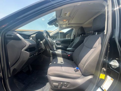 Used 2020 Toyota RAV4 XLE w/ Convenience Package AWD/4WD image 23