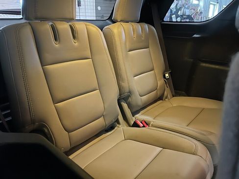 Used 2013 Ford Explorer Limited AWD/4WD image 22
