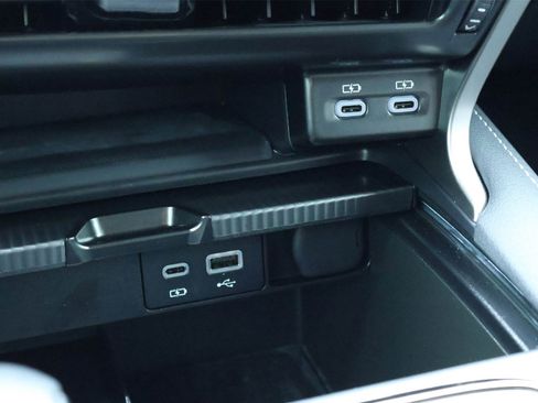 Used 2024 Lexus RX 500h F Sport image 25