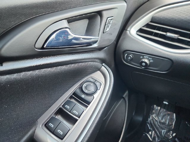 Used 2023 Chevrolet Malibu LS w/ Driver Confidence Package FWD image 34