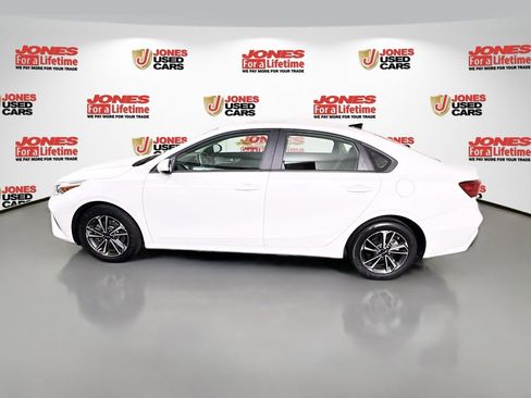 Used 2023 Kia Forte LXS FWD image 12
