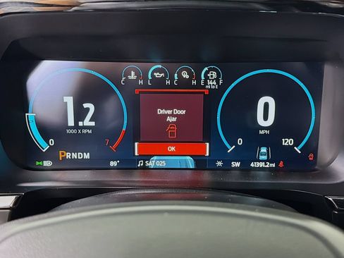 Used 2023 Ford F150 Lariat AWD/4WD image 16
