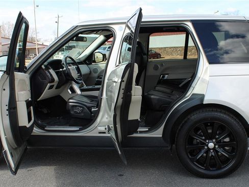 Used 2014 Land Rover Range Rover HSE AWD/4WD image 4