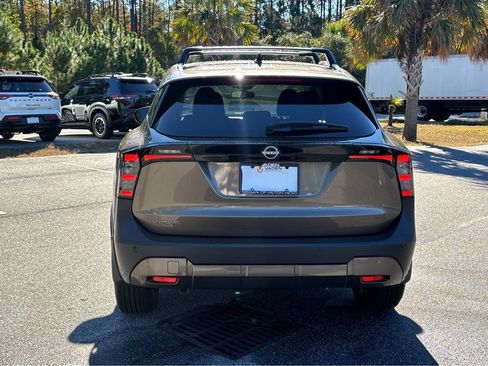 New 2026 Nissan Kicks SV w/ SV Premium Package image 28