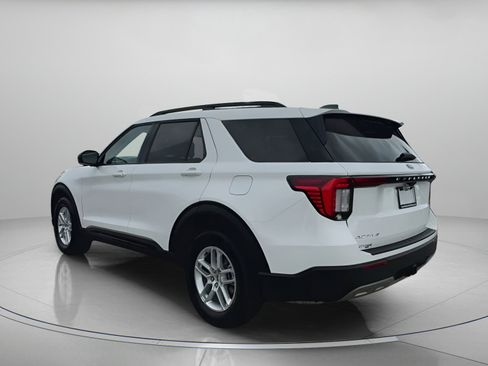 New 2026 Ford Explorer Active w/ Active Comfort Package image 21