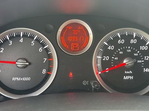 Used 2011 Nissan Sentra 2.0 S w/ Convenience Pkg FWD image 27