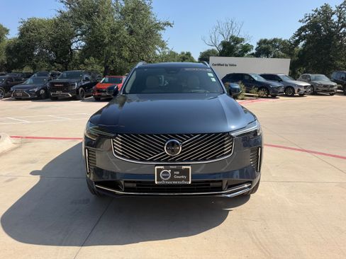 Certified 2026 Volvo XC90 T8 Ultra w/ Protection Package AWD/4WD image 8