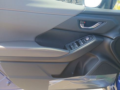 New 2025 Subaru Crosstrek 2.5i Limited image 8