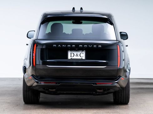 Used 2024 Land Rover Range Rover SE AWD/4WD image 5
