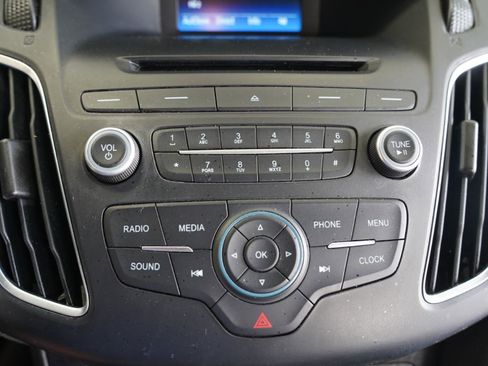 Used 2017 Ford Focus ST FWD image 20
