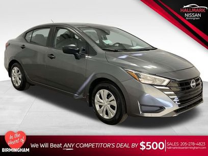 New 2025 Nissan Versa S w/ Trunk Package