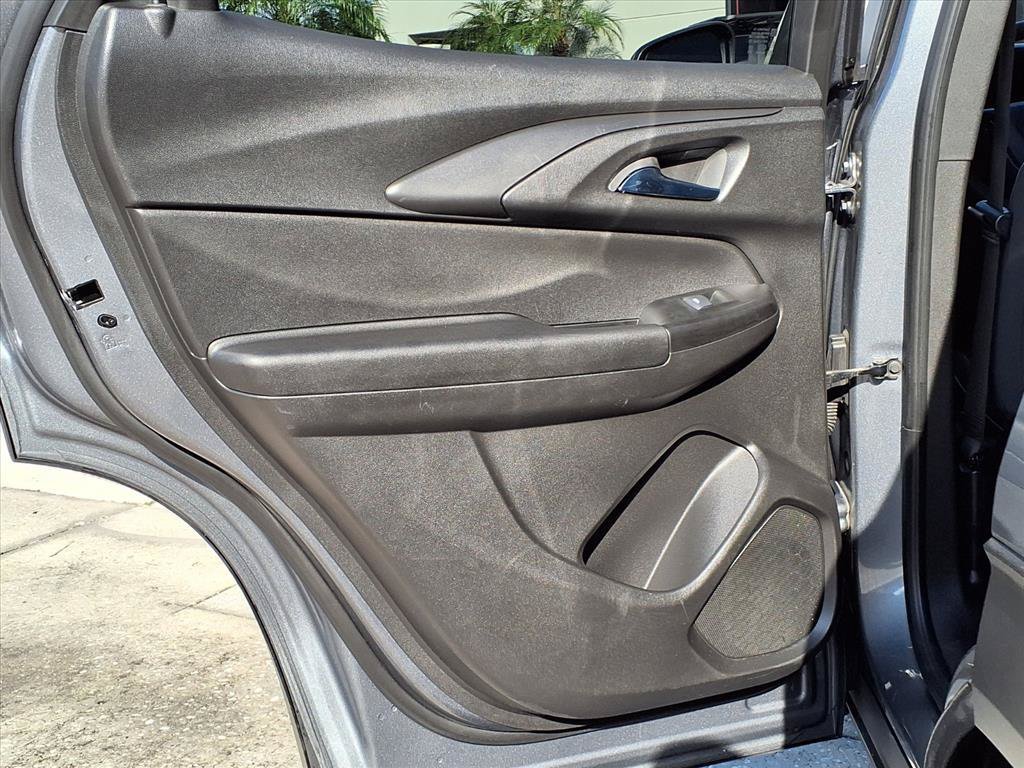 Used 2022 Chevrolet TrailBlazer LT AWD/4WD image 15