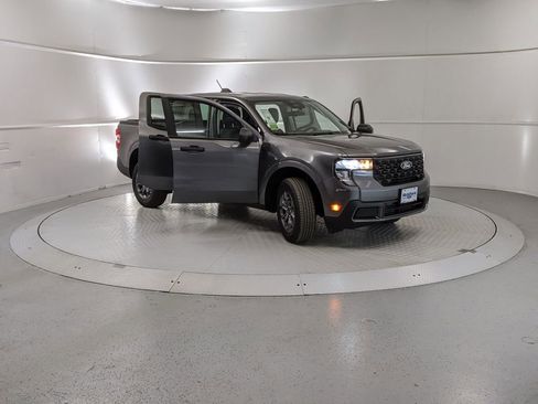 New 2026 Ford Maverick XLT image 7