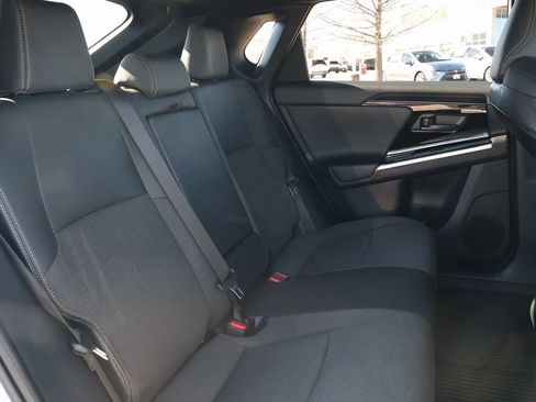 Used 2023 Toyota bZ4X XLE w/ Weather Package image 34