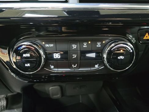 New 2026 Chevrolet Trax RS w/ Driver Confidence Package image 21