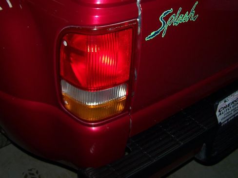 Used 1996 Ford Ranger Splash image 39