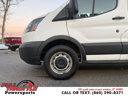 Used 2018 Ford Transit 250 148 Medium Roof image 24