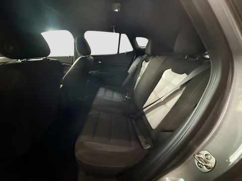 Used 2024 Chevrolet Trax RS FWD image 24