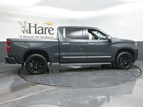 New 2026 Chevrolet Silverado 1500 High Country image 15
