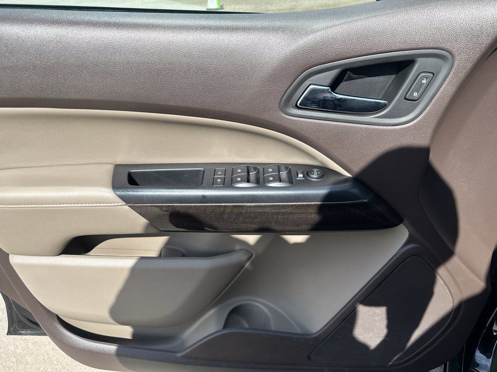Used 2016 GMC Canyon SLT AWD/4WD image 16