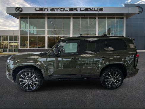 Used 2024 Lexus GX 550 w/ Accessory Package (2T) AWD/4WD image 6