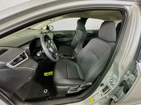 Used 2026 Toyota Corolla LE image 21